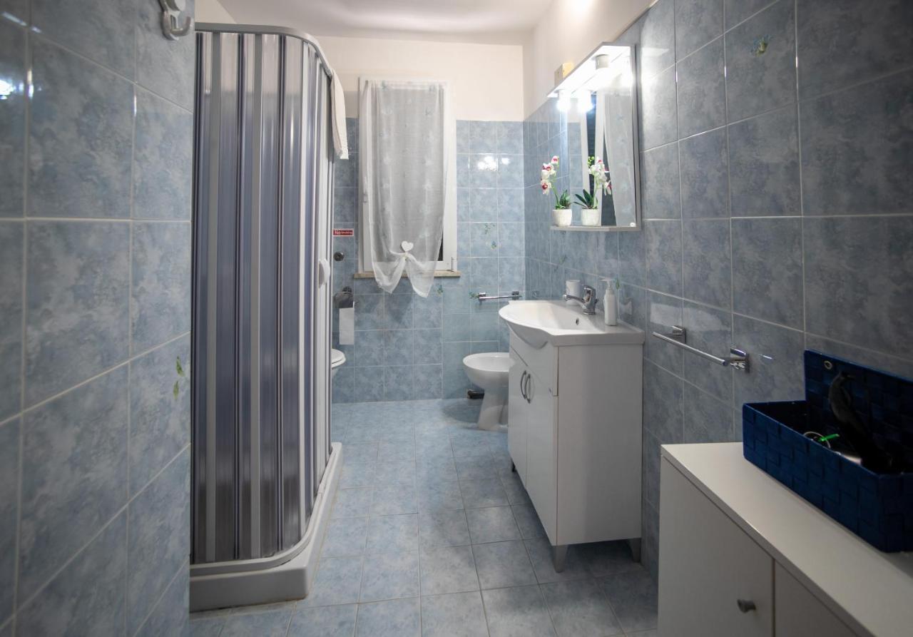 Royal Rooms Террачина Екстер'єр фото